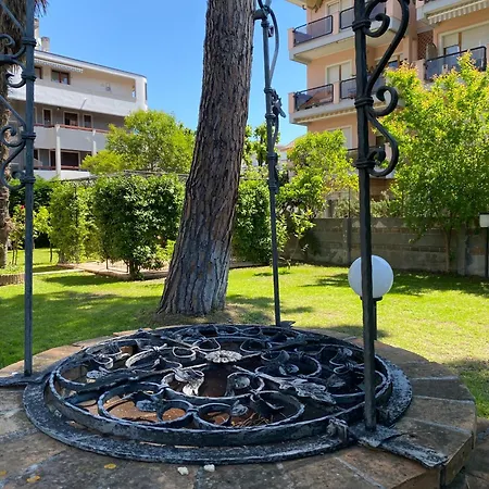 La Casa Me 4* 滨海弗兰卡维拉