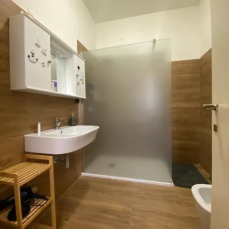 La Casa Me 프란카빌라 알 마레